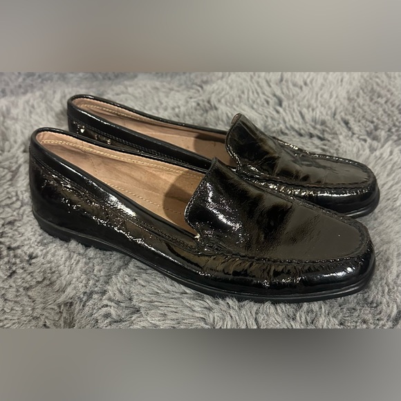 Hush Puppies - Women’s Tirana Black Shiny Leather Loafers - Size 6.5 - Picture 1 of 7